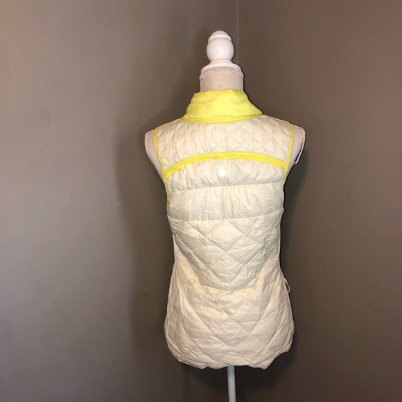 Lululemon reversible vest - Picture 3 of 9